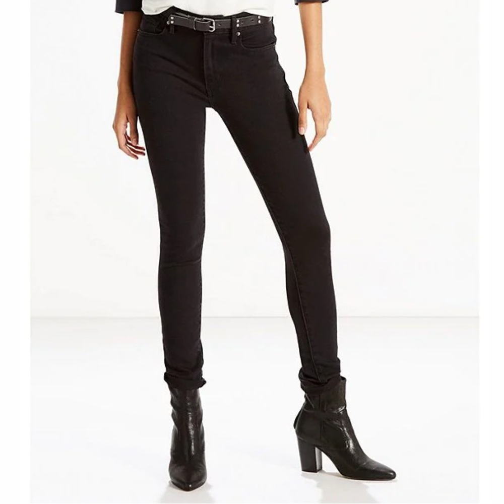 Levi’s 721 High Rise Jeans